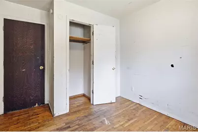 210 Connolly Drive, Saint Louis, MO 63135 - Photo 9