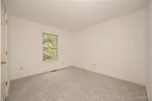 1825 Locks Mill Dr, Fenton, MO 63026 - Photo 35