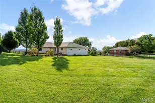 7006 Christopher Dr, Oakville, MO 63129 - Photo 53