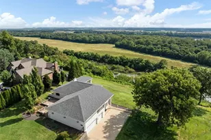 7006 Christopher Dr, Oakville, MO 63129 - Photo 63