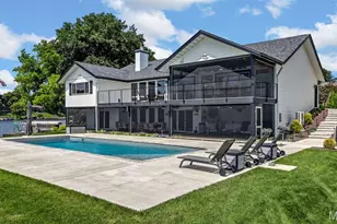 22 Harbor Point Ct, Lake Saint Louis, MO 63367 - Photo 9