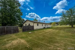 30301 Peach Blossom Ln, Lebanon, MO 65536 - Photo 47