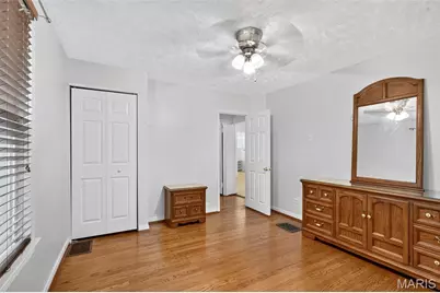 1128 Hall Street, Saint Charles, MO 63301 - Photo 17