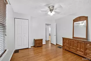 1128 Hall St, Saint Charles, MO 63301 - Photo 17