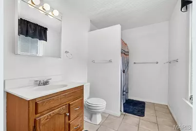 1128 Hall Street, Saint Charles, MO 63301 - Photo 13