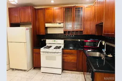 4451 Shaw Boulevard, Saint Louis, MO 63110 - Photo 7