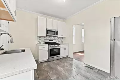 5446 Christy Avenue, Saint Louis, MO 63116 - Photo 7