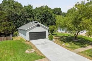 1035 Providence Pointe Dr, Wentzville, MO 63385 - Photo 3