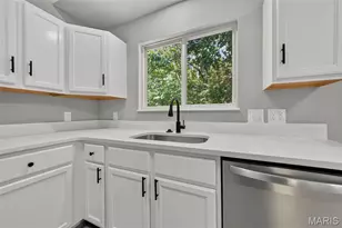 1035 Providence Pointe Dr, Wentzville, MO 63385 - Photo 15