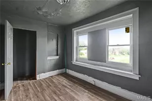 5704 Labadie Ave, Saint Louis, MO 63120 - Photo 17