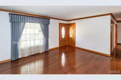 2614 Baltusrol Drive, Saint Louis, MO 63129 - Photo 3