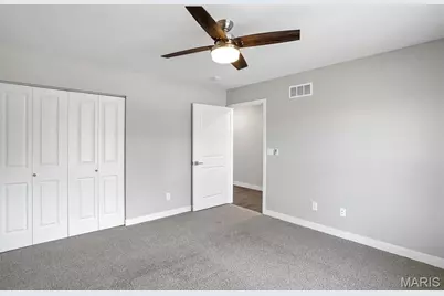 427 Cloverleaf Drive, Washington, MO 63090 - Photo 7