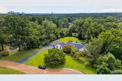 11 High Acres Drive, Saint Louis, MO 63132 - Photo 1