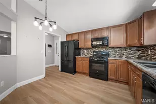 226 Barrington Dr, Saint Peters, MO 63376 - Photo 11