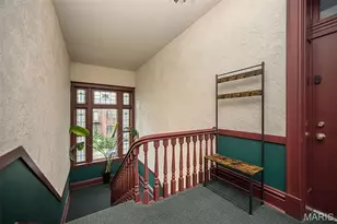 19 N Taylor Ave, Saint Louis, MO 63108 - Photo 5