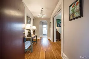19 N Taylor Ave, Saint Louis, MO 63108 - Photo 7
