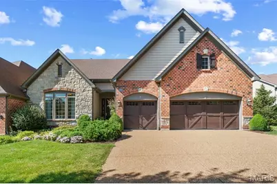 195 Kendall Bluff Court, Chesterfield, MO 63017 - Photo 1