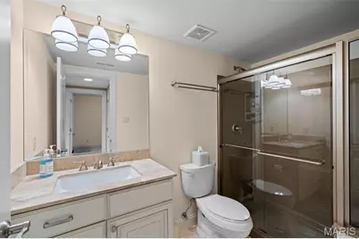 195 Kendall Bluff Court, Chesterfield, MO 63017 - Photo 25