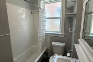 4950 Lindenwood Ave, Saint Louis, MO 63109 - Photo 7
