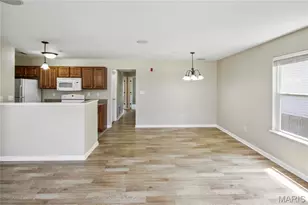 280 Stonewall Creek Dr, Dardenne Prairie, MO 63368 - Photo 3