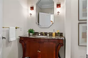 8130 Westmoreland Ave, Clayton, MO 63105 - Photo 11