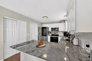 6138 Timber Hollow Ln, High Ridge, MO 63049 - Photo 9
