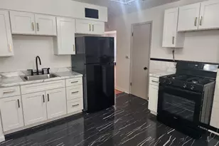 4707 Roxie St, Saint Louis, MO 63121 - Photo 5