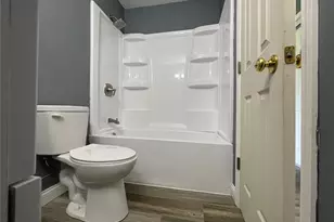7559 Hazelcrest Dr, Hazelwood, MO 63042 - Photo 15