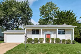 1771 Redcoat Dr, Maryland Heights, MO 63043 - Photo 1