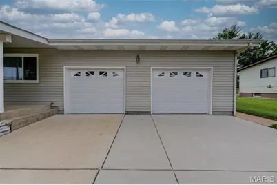 1420 Bobolink Drive, Florissant, MO 63031 - Photo 5