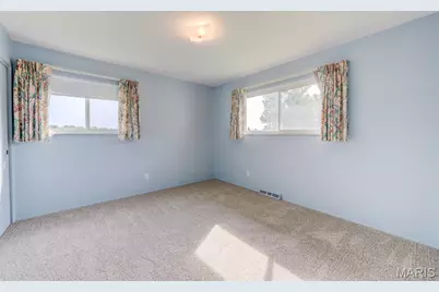 1420 Bobolink Drive, Florissant, MO 63031 - Photo 13