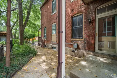 2012 Victor Street, Saint Louis, MO 63104 - Photo 45