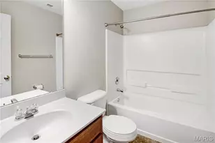 327 Stonewall Creek Dr, Dardenne Prairie, MO 63368 - Photo 15