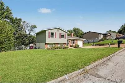 2221 Country Wood Drive, Imperial, MO 63052 - Photo 3