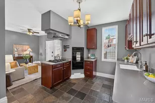 2017 Senate St, Saint Louis, MO 63118 - Photo 9