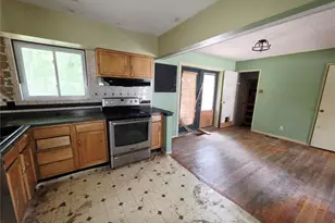 1284 Ballast Point Dr, Arnold, MO 63010 - Photo 9