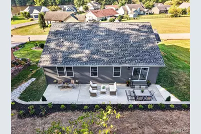 11075 Village Drive, Foristell, MO 63348 - Photo 9