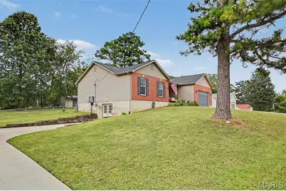 4483 Mockingbird Lane, Hillsboro, MO 63050 - Photo 3