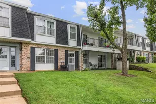 1716 Mayenne Ct, Saint Louis, MO 63125 - Photo 3
