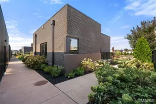 3738 Olive St, Saint Louis, MO 63108 - Photo 57