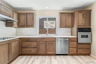 807 Garonne Dr, Manchester, MO 63021 - Photo 11