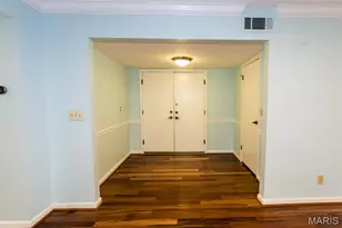 590 Sarah Ln, Saint Louis, MO 63141 - Photo 5