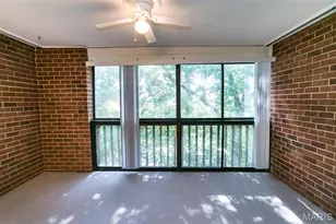 590 Sarah Ln, Saint Louis, MO 63141 - Photo 25