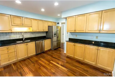 590 Sarah Lane #406, Saint Louis, MO 63141 - Photo 9