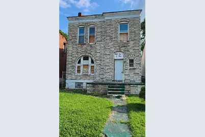 5204 Ridge Avenue, Saint Louis, MO 63113 - Photo 1