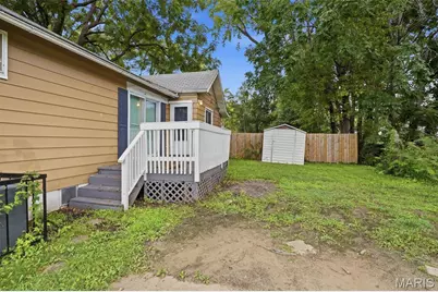 8283 Frost Avenue, Saint Louis, MO 63134 - Photo 23
