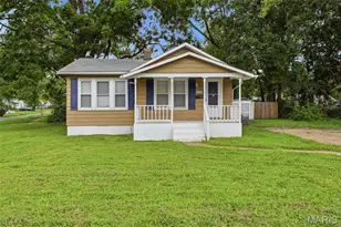 8283 Frost Ave, Saint Louis, MO 63134 - Photo 1