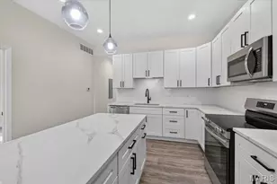 4840 Hamburg Ave, Saint Louis, MO 63123 - Photo 13