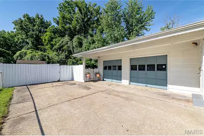 2826 Glade Avenue, Jennings, MO 63136 - Photo 31