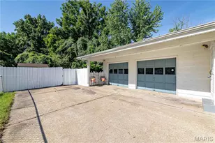 2826 Glade Ave, Jennings, MO 63136 - Photo 31